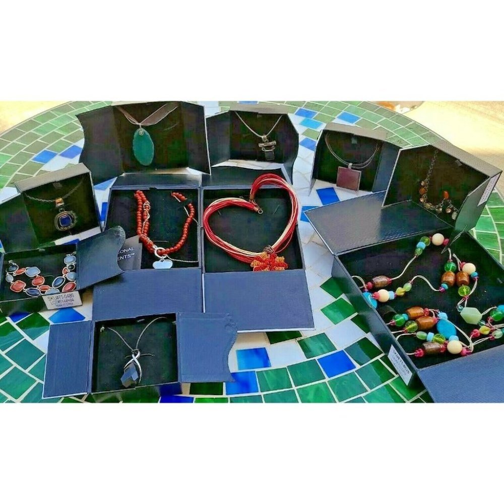Lot of 10 Brand NEW Jewelery Necklaces SEE PICS Amway Personal Accents
